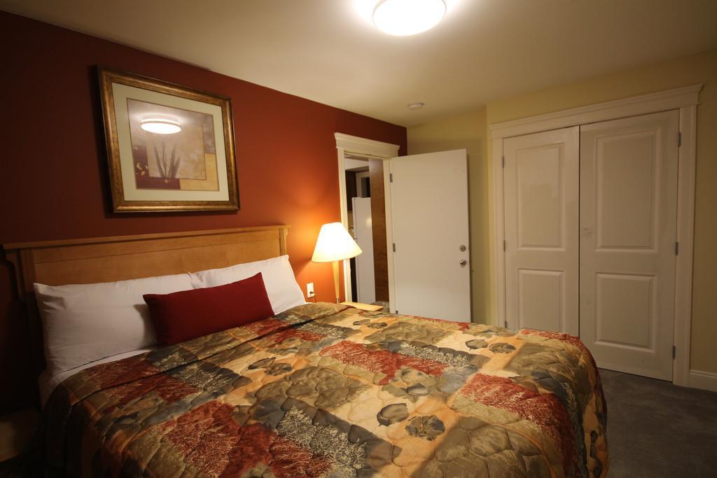 Hotel Sahara Osoyoos