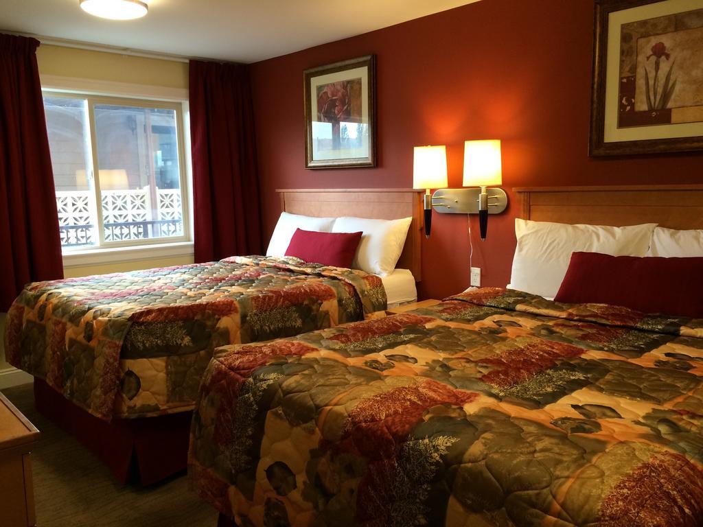 Sahara Hotel Osoyoos